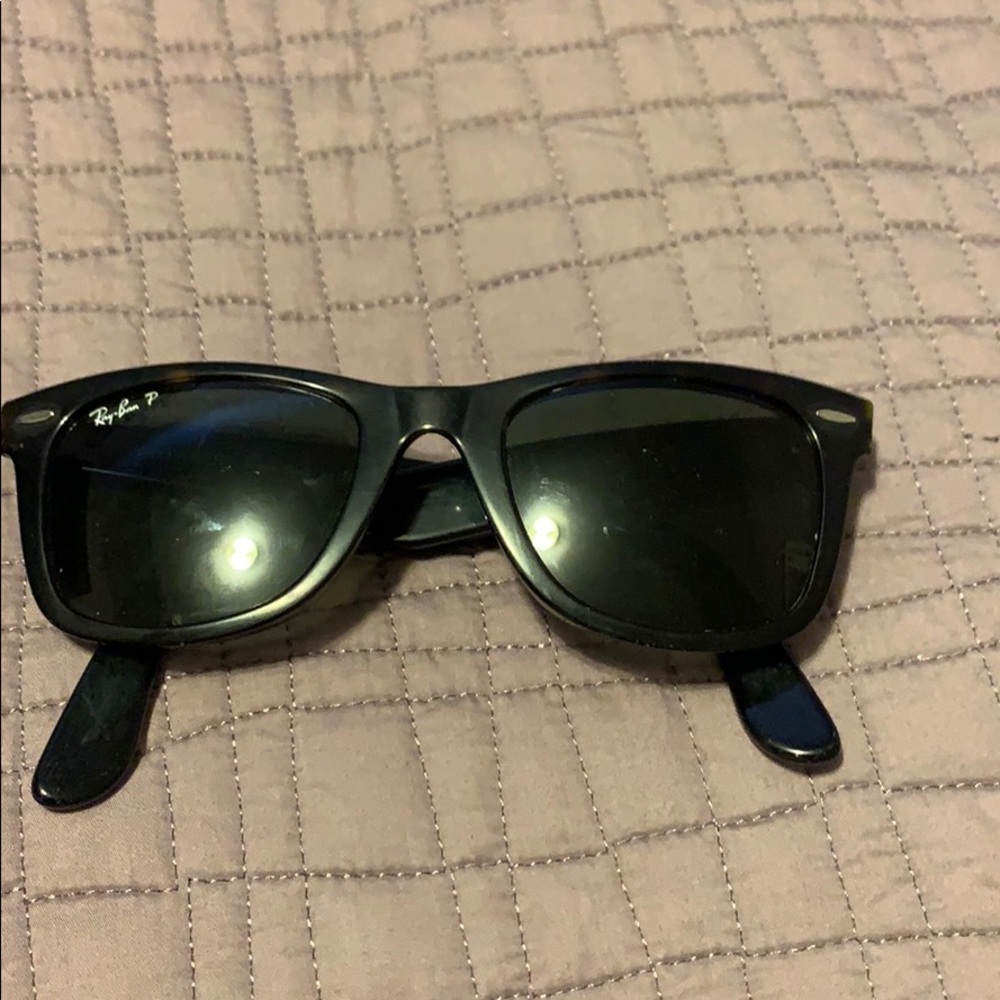 Meet your Posher, Liz